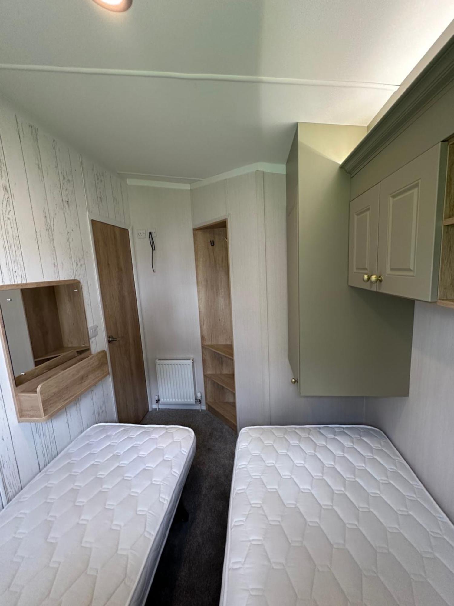 Presthaven Resort 3 Bedroom Luxury Gold 2024 Caravan Talacre Bagian luar foto